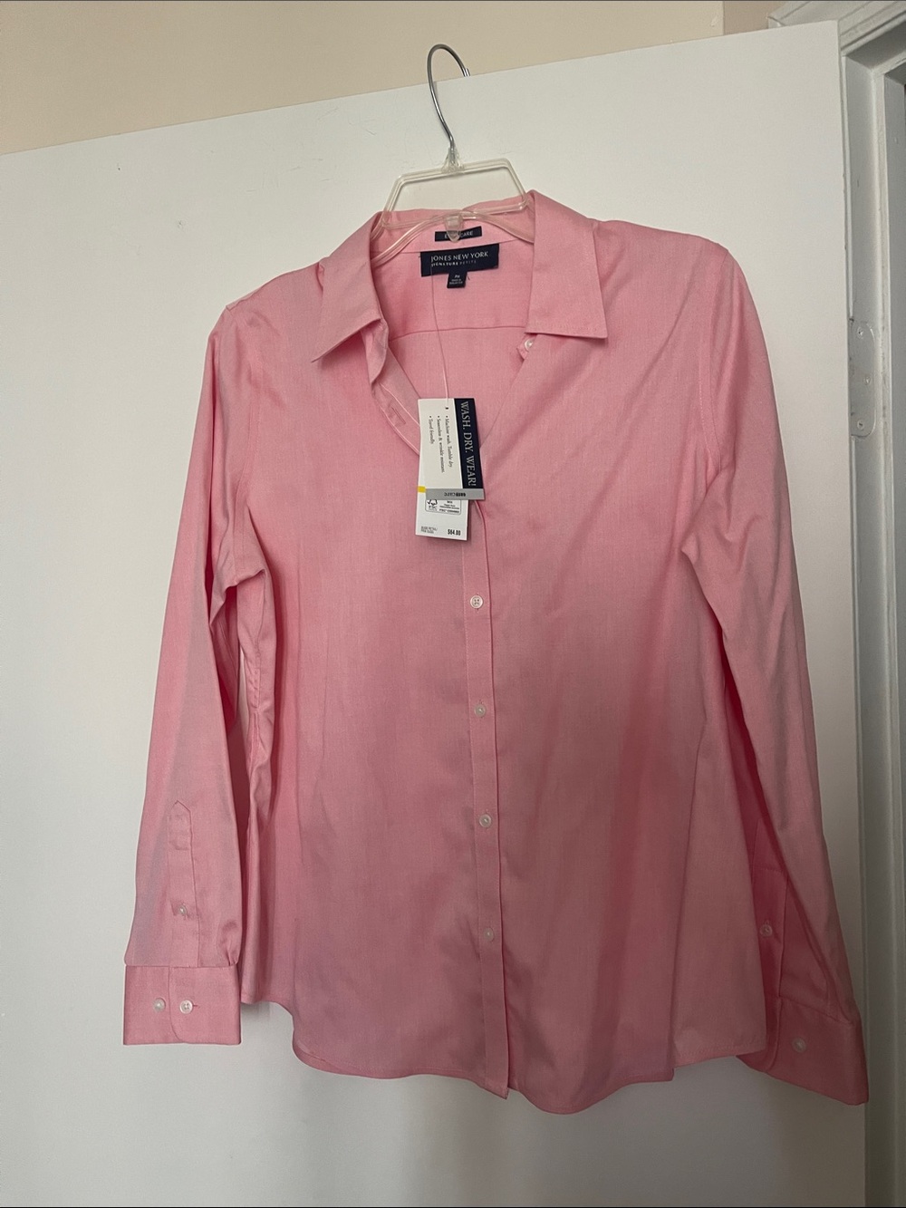 Jones New York women’s  Light Pink Long-Sleeve Dress Shirt